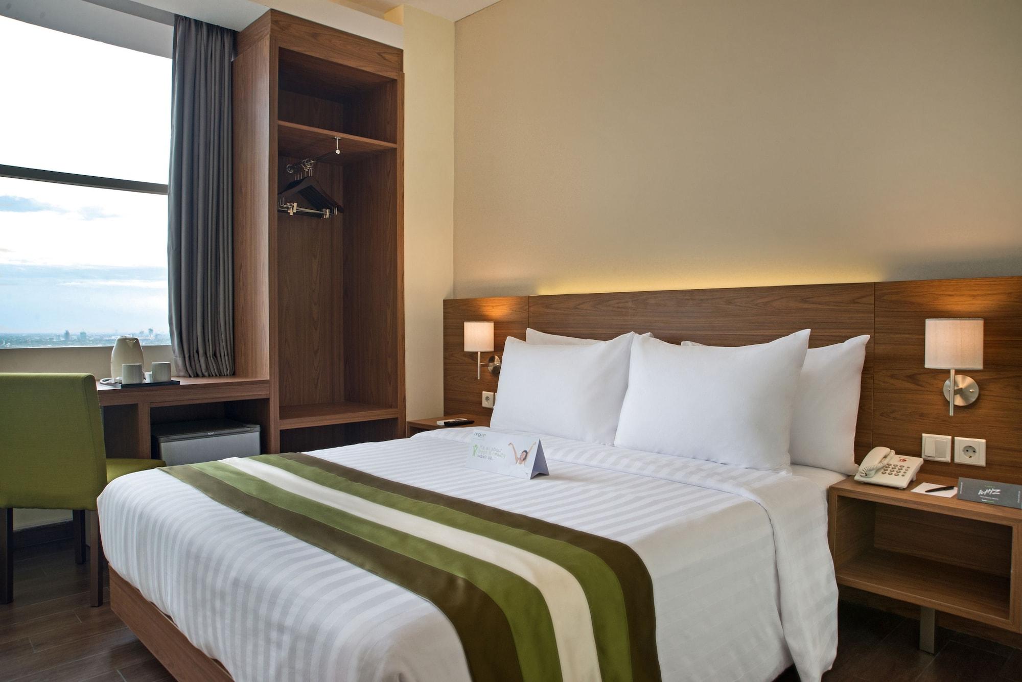 Grand Whiz Poins Simatupang Jakarta Exteriör bild